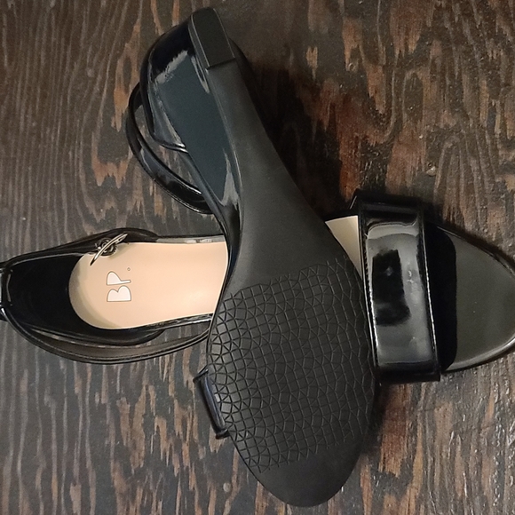 NWOT BP black shoes 1 inch wedge - Picture 2 of 6